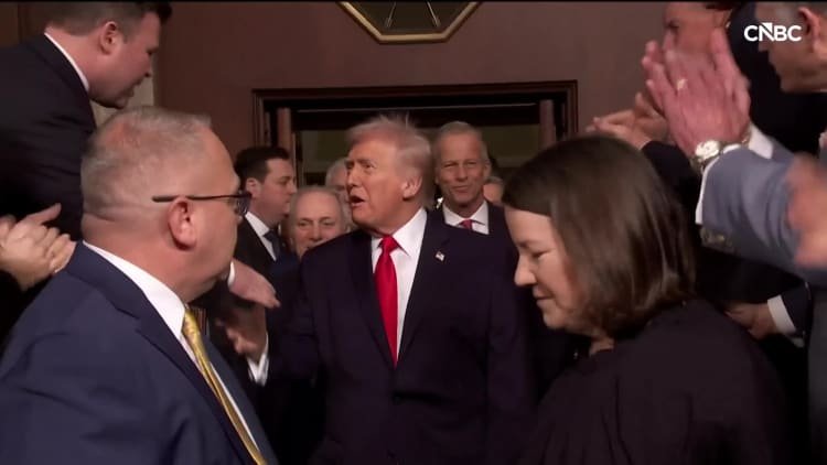 Pres. Trump arrives at State of the Union address