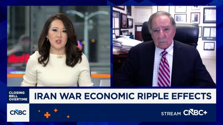 Fmr. Sec. of Defense Leon Panetta: Surprised U.S. had 'no plan' to deal with closure of Strait of Hormuz