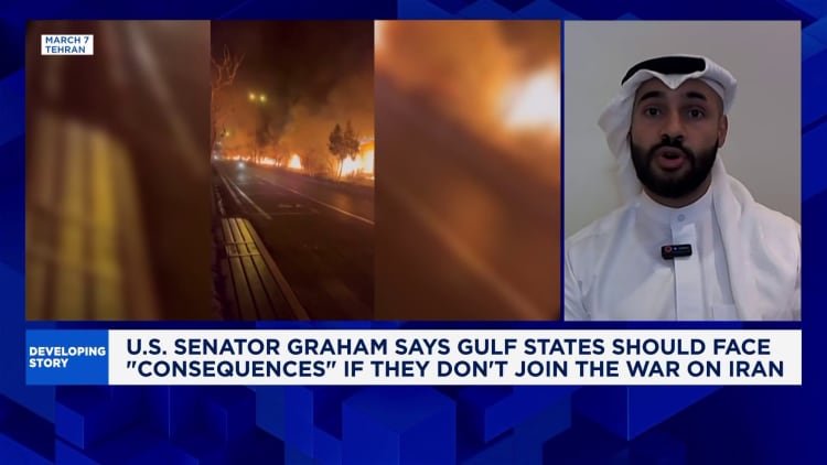 Gulf caught in the crossfire: GCC to rethink relations with both Iran and the US, says strategist