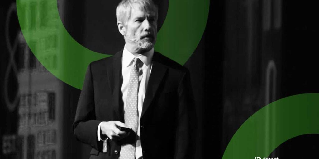 Cantor Slashes Strategy Price Target By 59%, Remains ‘Long-Term Bullish’ on Bitcoin Giant